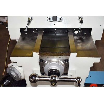 1270 * 254mm منضدة حجم آلة طحن برج معدني عمودي لتشغيل المعادن